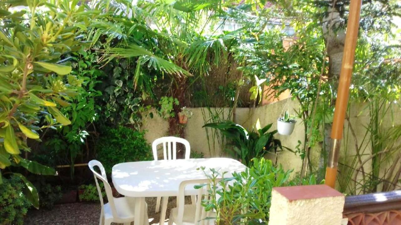 Maison Charmante A Sainte-Marie Avec Grand Jardin Exteriör bild